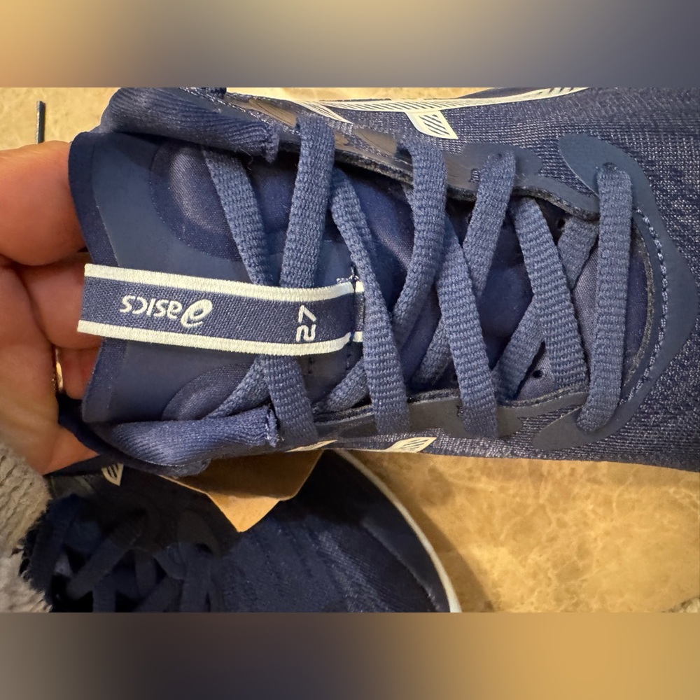 ASICS® GEL-CUMULUS® 27
Running Shoe (Men) Size 9 - Picture 14 of 16